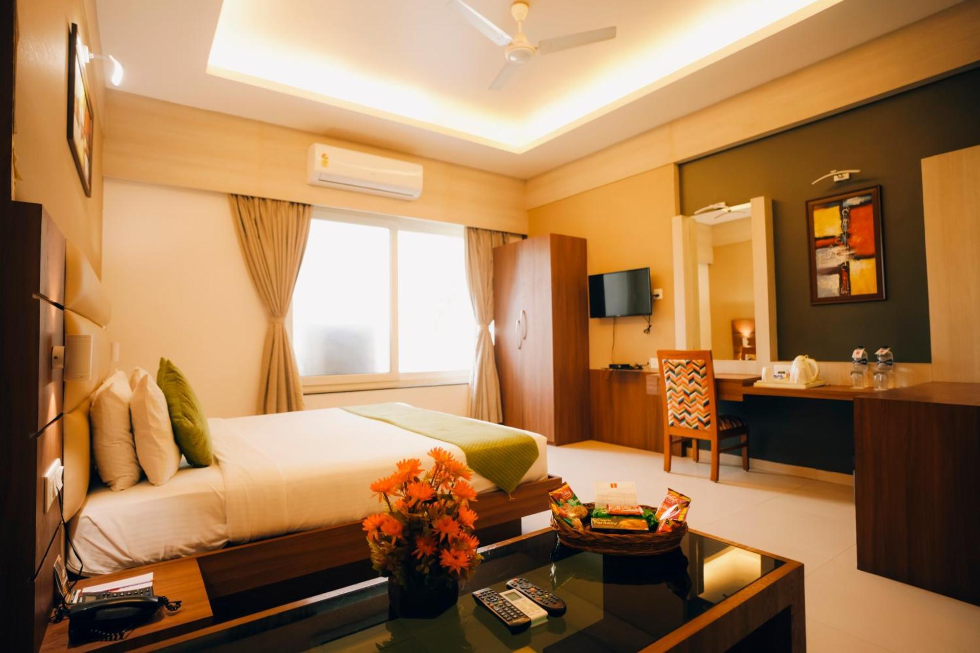Imperial Heights Hotel Deoghar Bagian luar foto