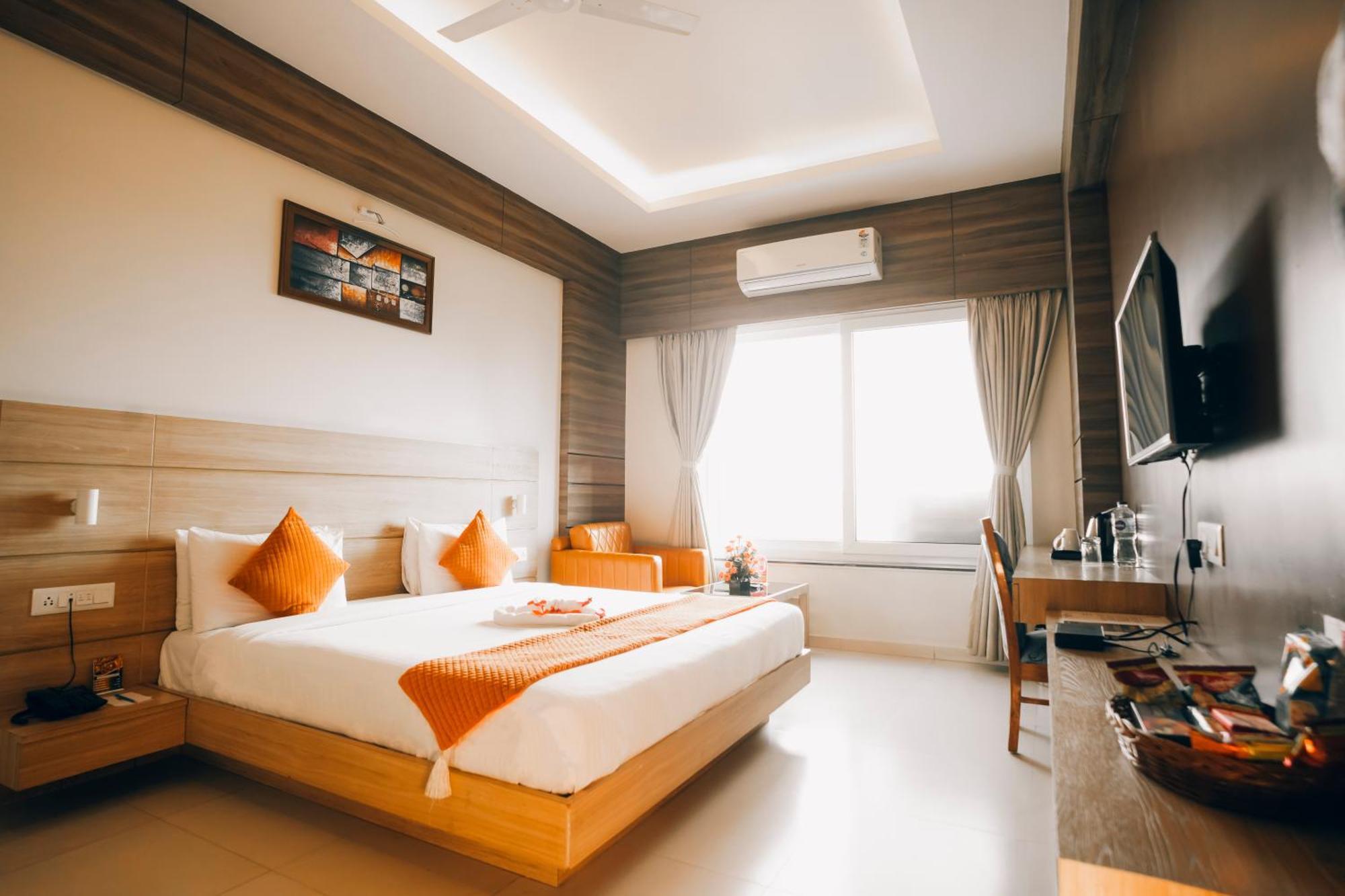 Imperial Heights Hotel Deoghar Bagian luar foto
