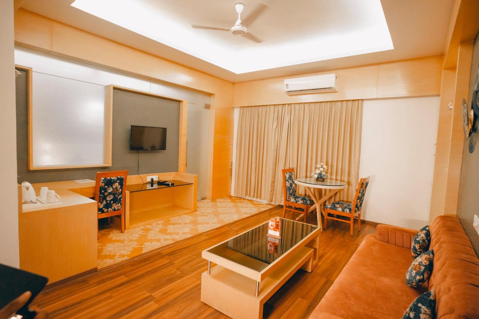 Imperial Heights Hotel Deoghar Bagian luar foto